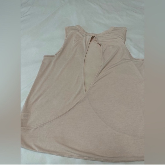 Athleta Essence Open-Back Tank - Picture 3 of 7